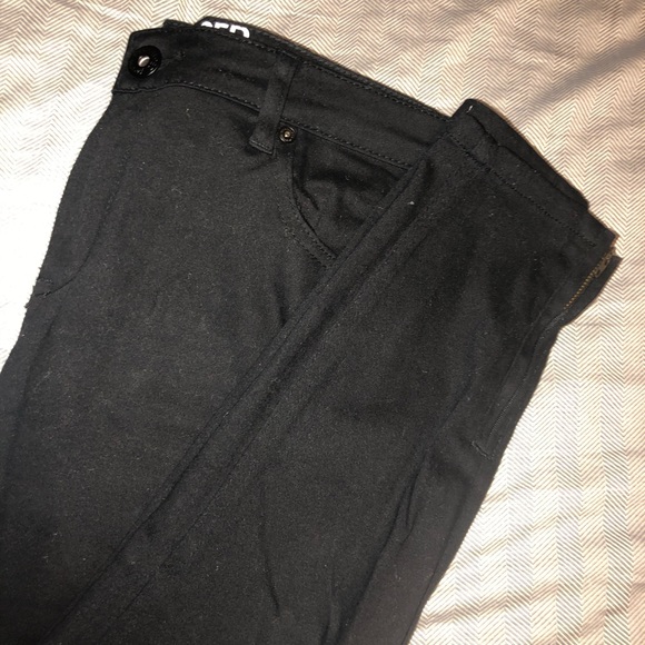 Black Jeans - Picture 1 of 2